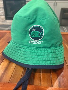 Dozer Kids' Green Navy Whale Reversible Bucket Hat with Chin Ties 12-24 Months